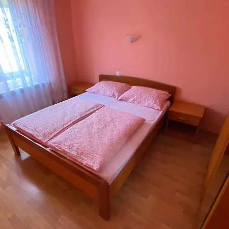 House Rose Lejlighed